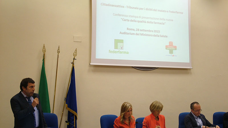 carta qualita farmacia presentazione